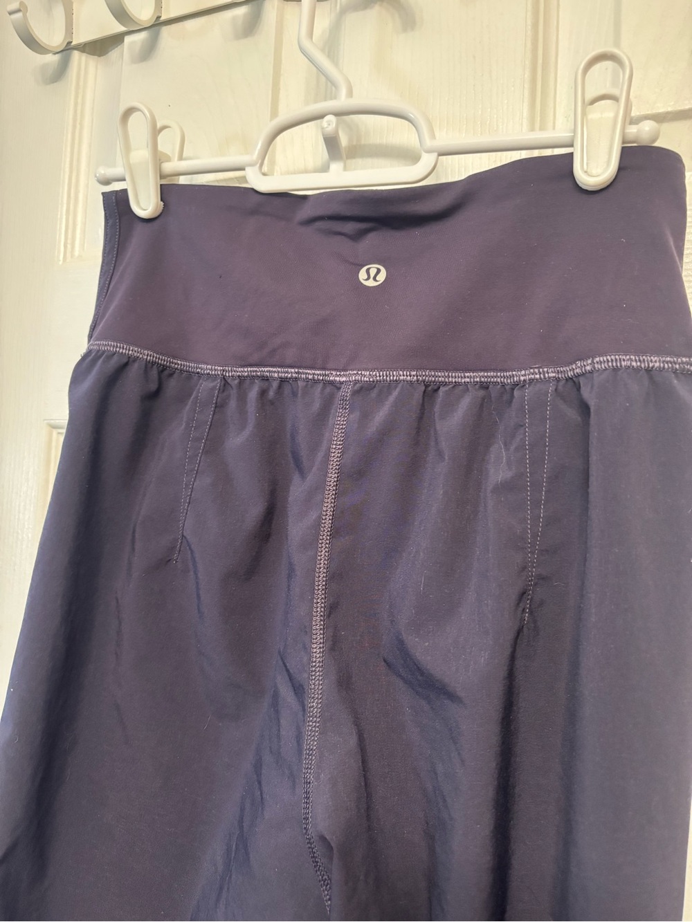 Lululemon High-Waist Eggplant Purple Joggers size 4